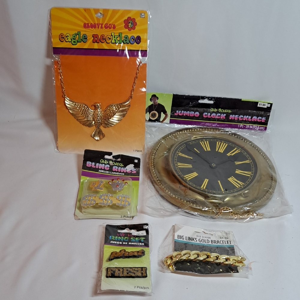 HP Gold Eagle Necklace and Clock Set Bundle